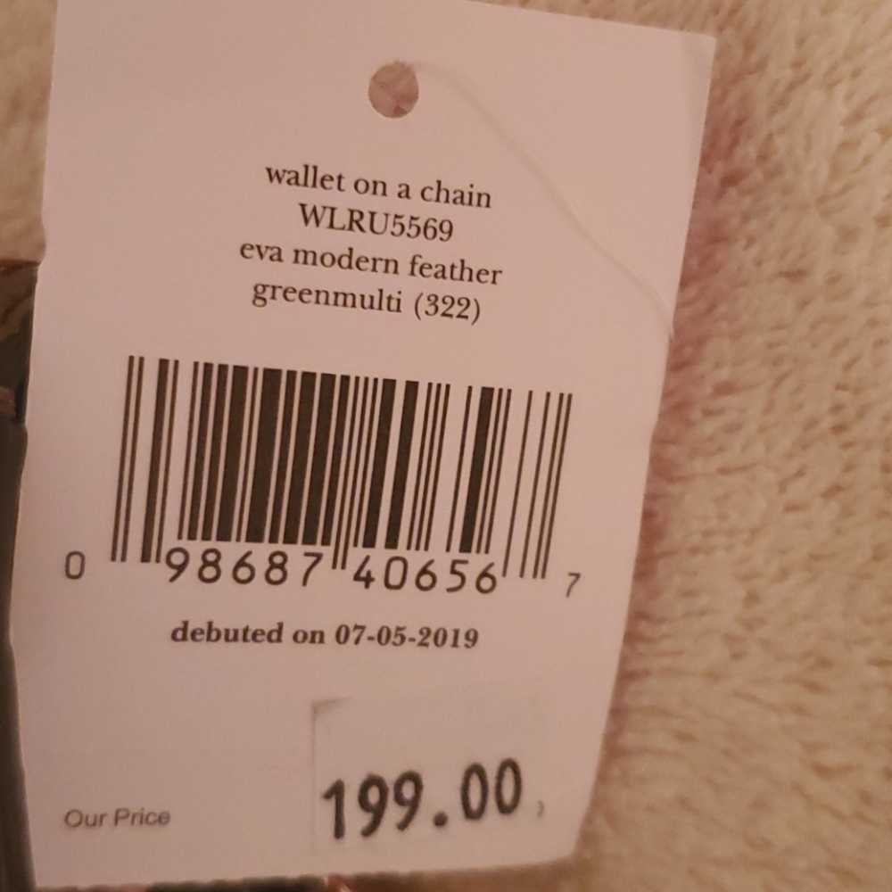 Kate Spade Wallet on a chain - Picture 14 of 16